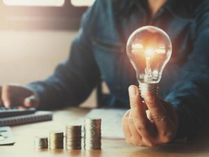 Sklapanje ugovora s opskrbljivačem osigurava nižu cijenu električne energije